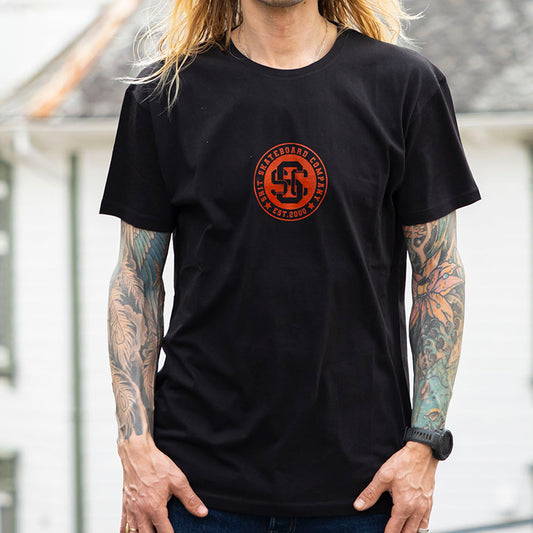SHIT® T-SHIRT SSC LOGO BLACK / RED